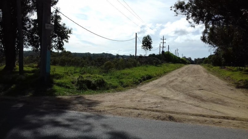 Dos lotes a la venta en Miramar Acres 